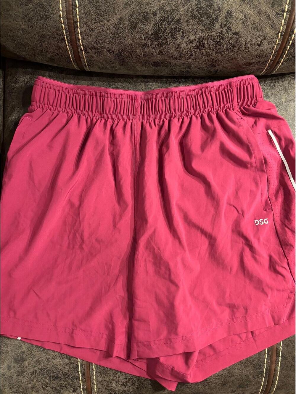 DSG 5” Stride Run Shorts Men’s Medium NWT Raspberry Sherbet Athletic